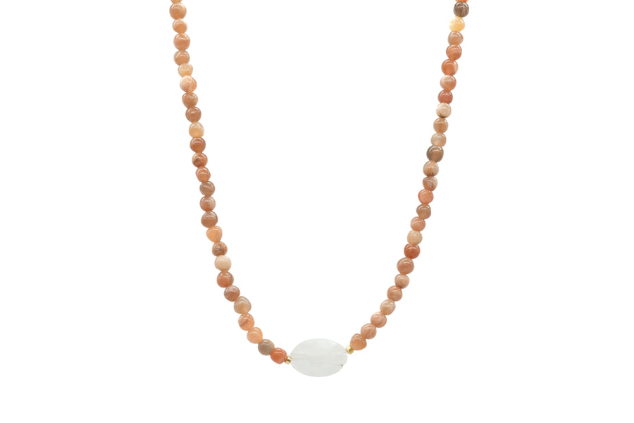 Collar de cuarzos con morganita