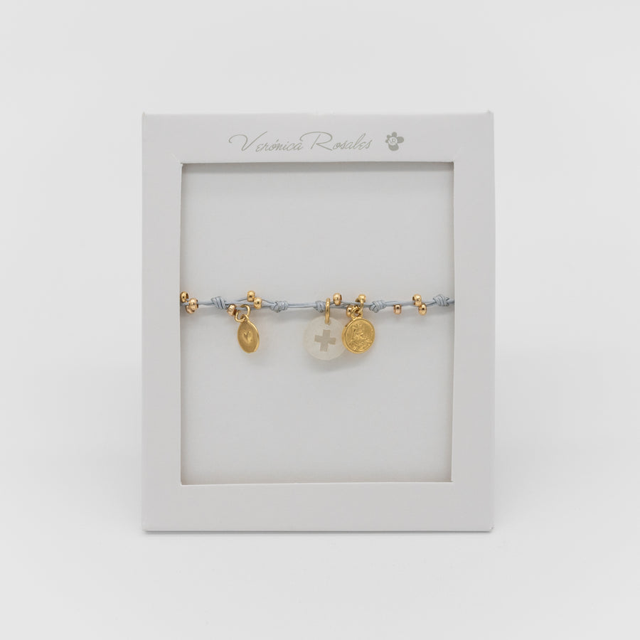 Pulsera de charms con escapulario