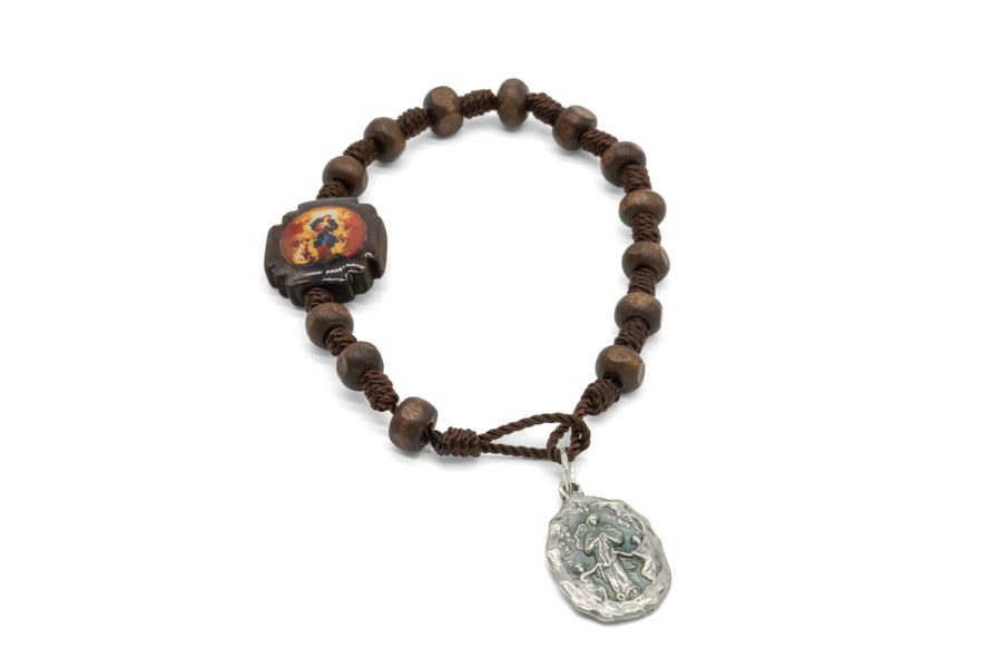 Decenario de madera de Virgen Desatanudos