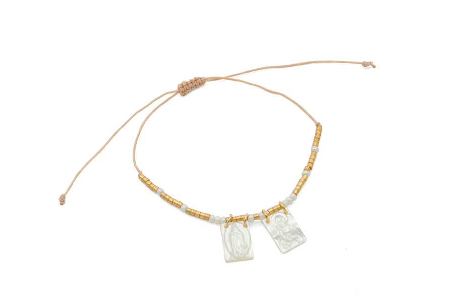 Escapulario ajustable con dorado