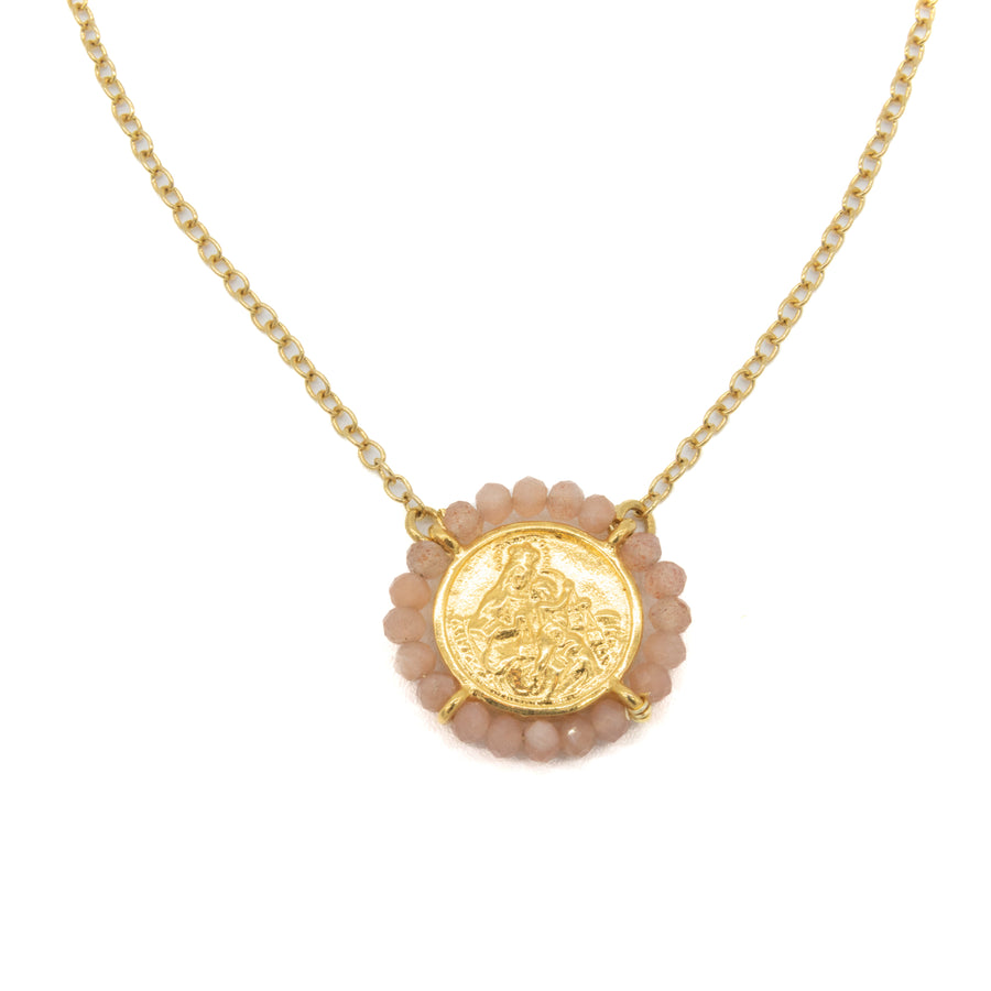 Collar con Escapulario bordado