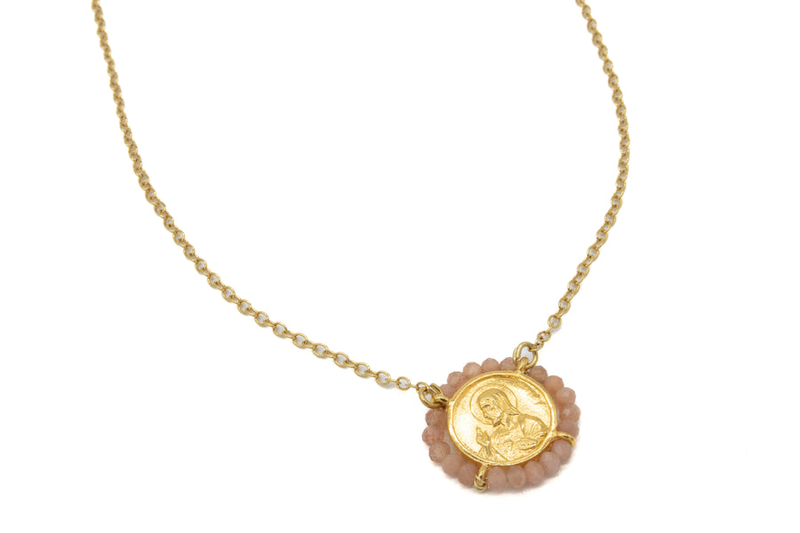 Collar con Escapulario bordado