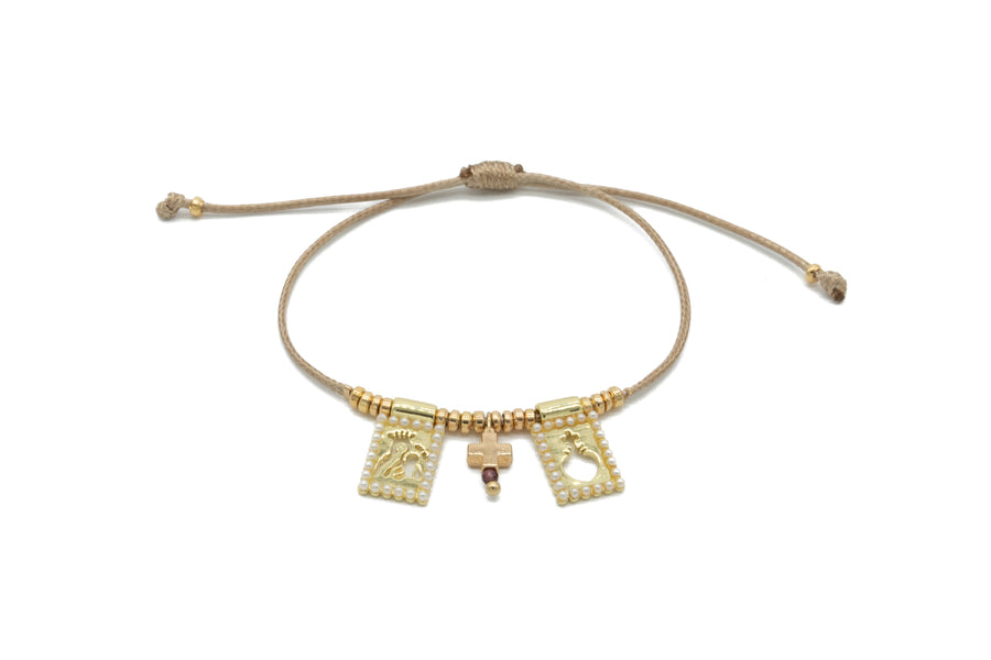Pulsera ajustable Escapulario bordado con mini perla y mini cruz