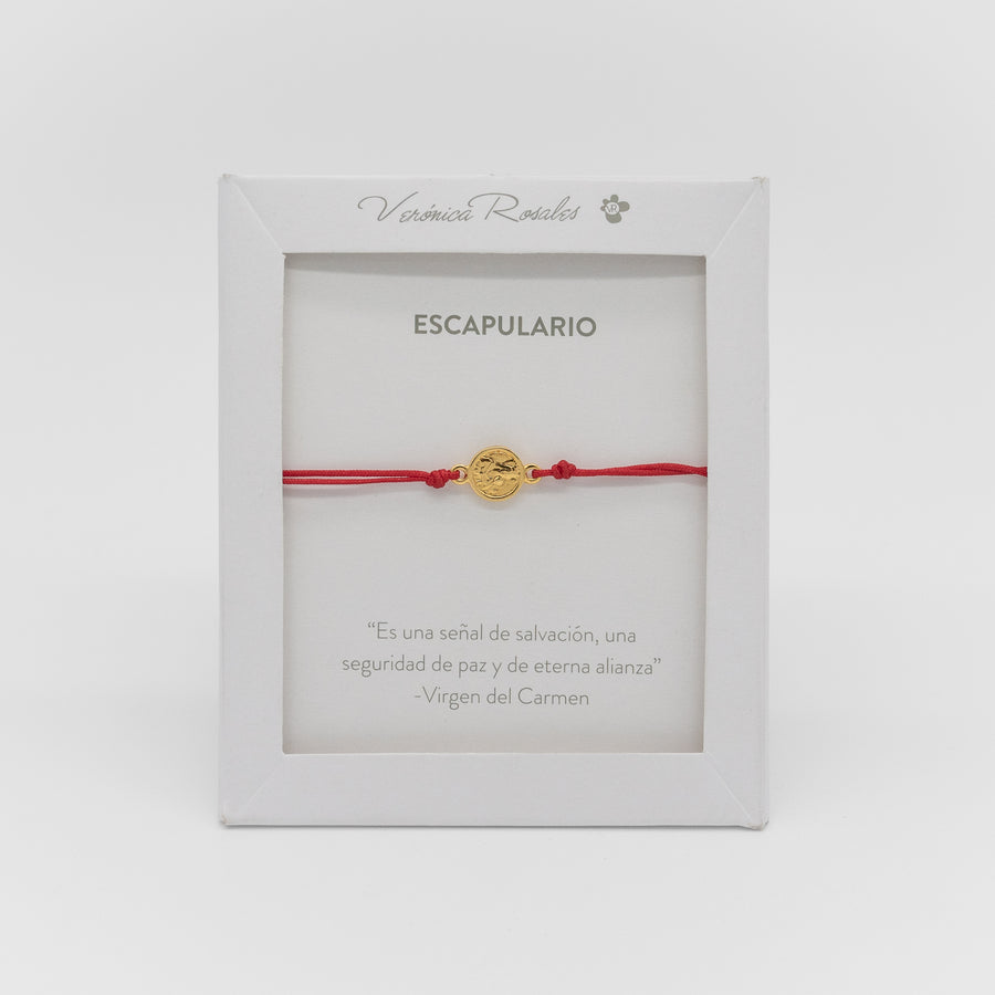 Pulsera de hilo con escapulario