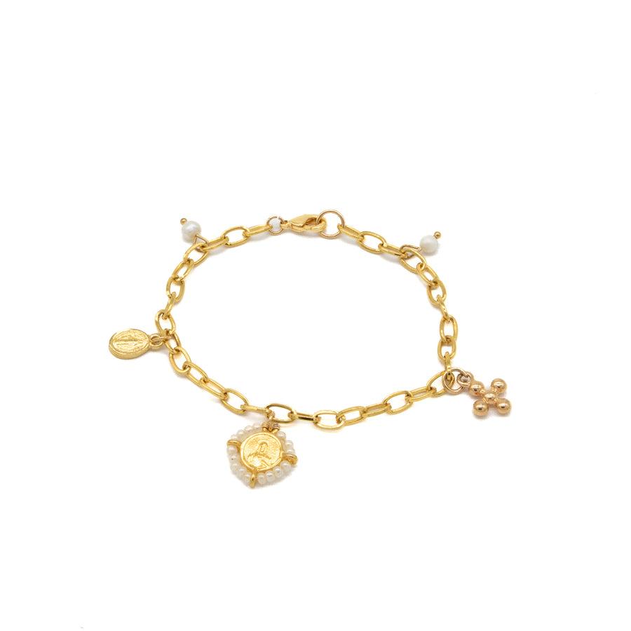Pulsera de mini dijes con escapulario