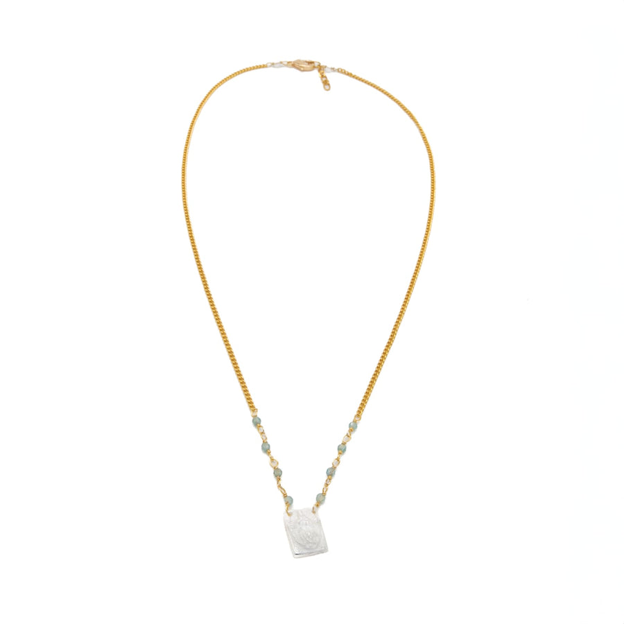 Collar engarzado con Virgen de Guadalupe en madre perla